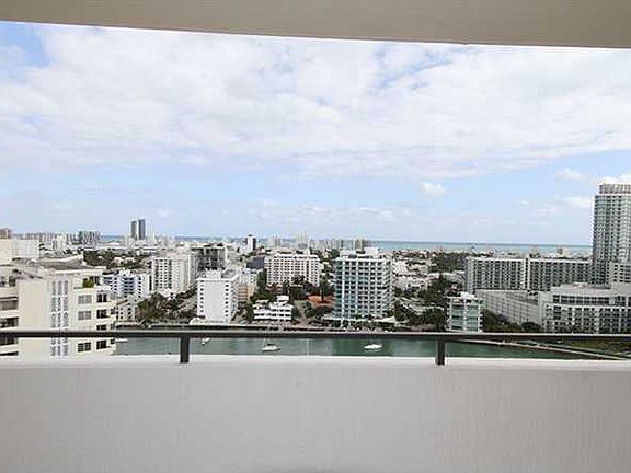 4th image of 11 Island Ave #Penthouse 6
