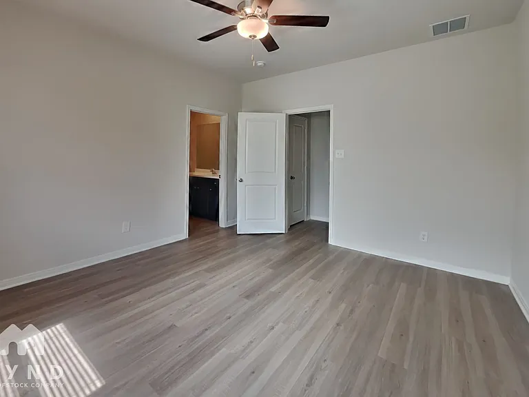 15526 Caramel Springs Dr — Photo 9