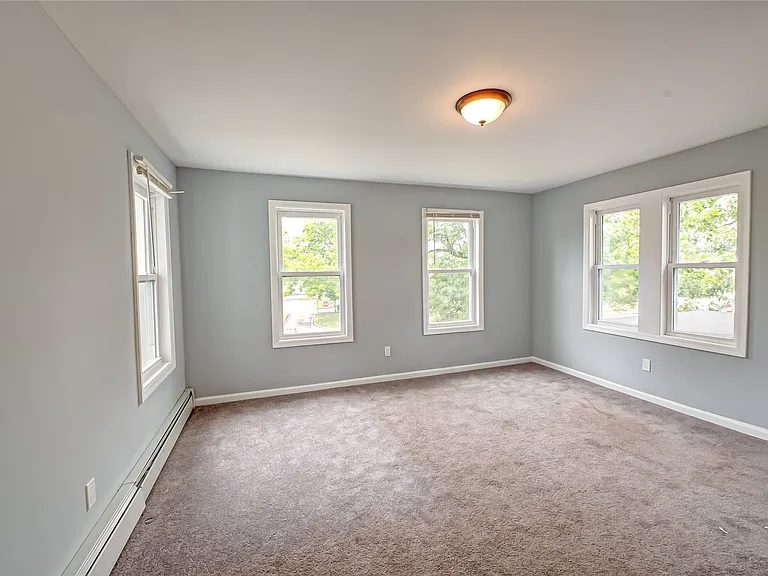 76 Amity St #1 — Photo 9