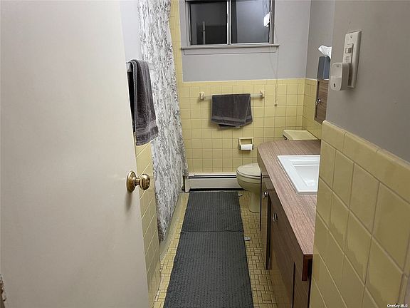 3rd image of 745 Scranton Ave Floor 2