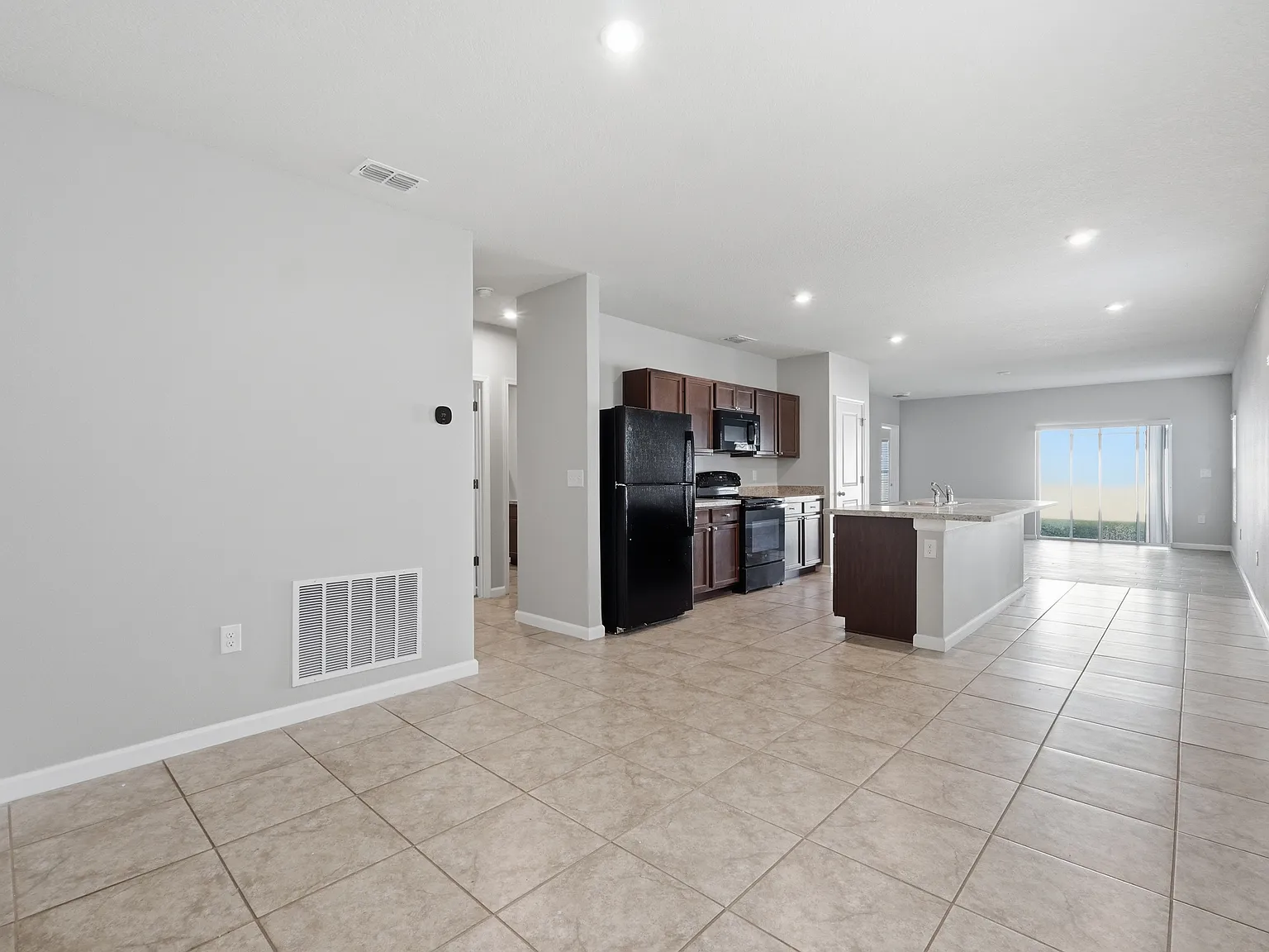 1530 Finnigan Cir — Photo 4
