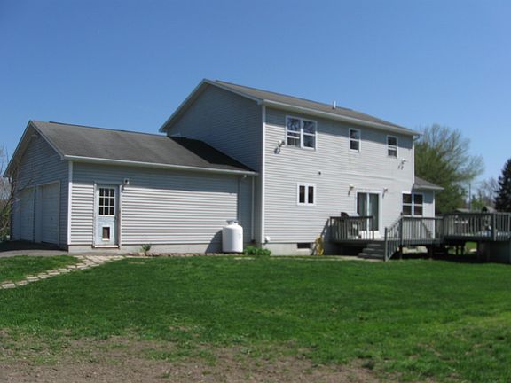 back of house and deck