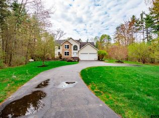 281 Round Lake Rd, Ballston lake, NY 12019