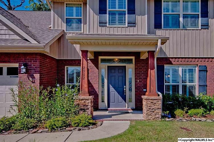 1st image of 2902 Pasture View Ln SE