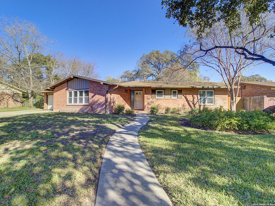 1st image of 8606 SAGEBRUSH LN