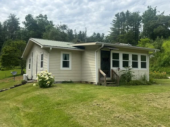 345 Cooper Creek Rd, Suches, GA 30572