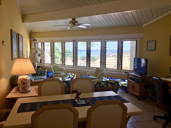 Kitchen to living room