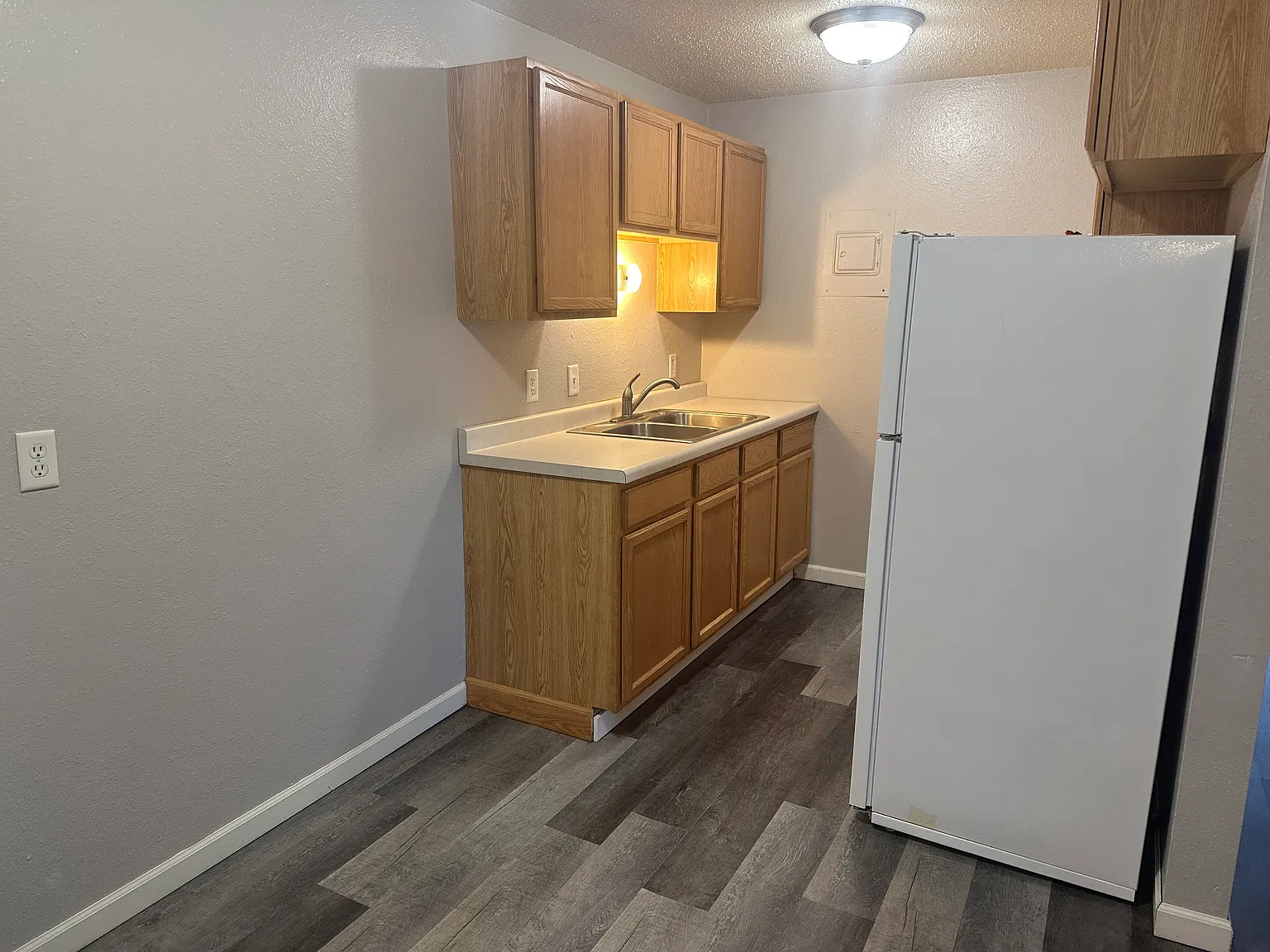 2 bed, $995 — Photo 4
