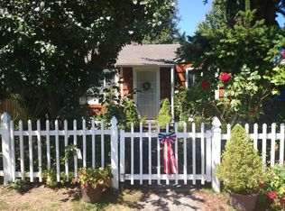 4513 32nd Ave W, Seattle, WA 98199