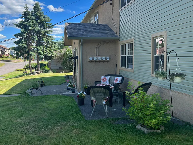 730 Clevio St #3 — Photo 3