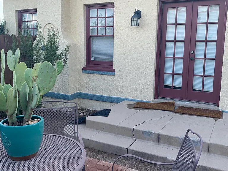 1031 E Grant Rd #1 — Photo 25