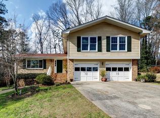 4621 Ridgeland Dr, Lilburn, GA 30047