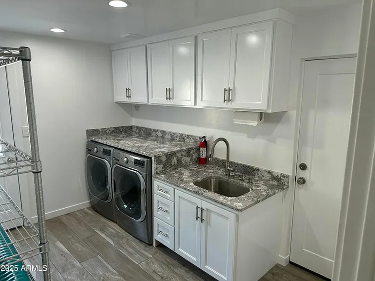 W Christine Cir — Photo 26