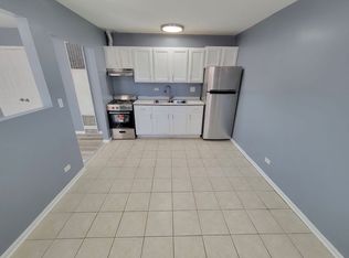 6222 W Addison St #1F, Chicago, IL 60634