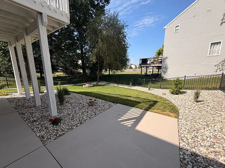 1627 Hamlet Dr SE — Photo 39