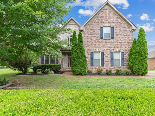 2728 Avington Ct, Murfreesboro, TN 37128