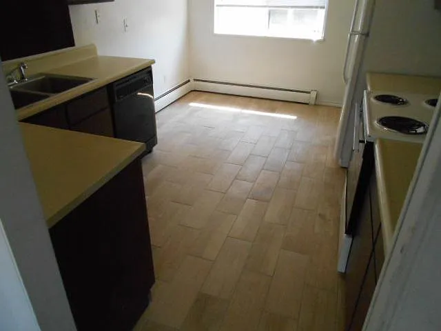 3234 W Fairview Pl #3 — Photo 6