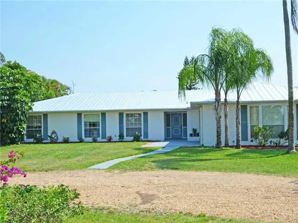 1580 NW Britt Rd, Stuart, FL 34994
