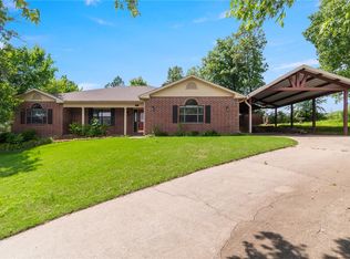 5530 Blake Ln, Springdale, AR 72762