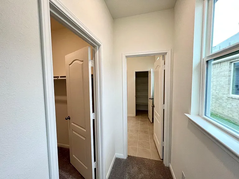 2834 Palamas Ln — Photo 17