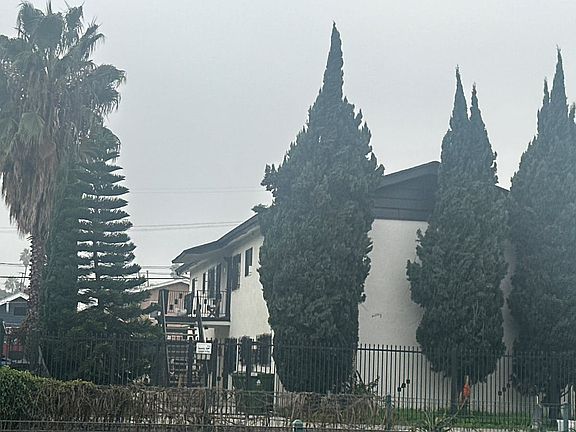 3rd image of 1406 Exposition Blvd