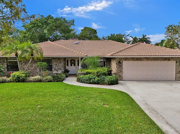 10968 NW 3rd St, Coral Springs, FL 33071