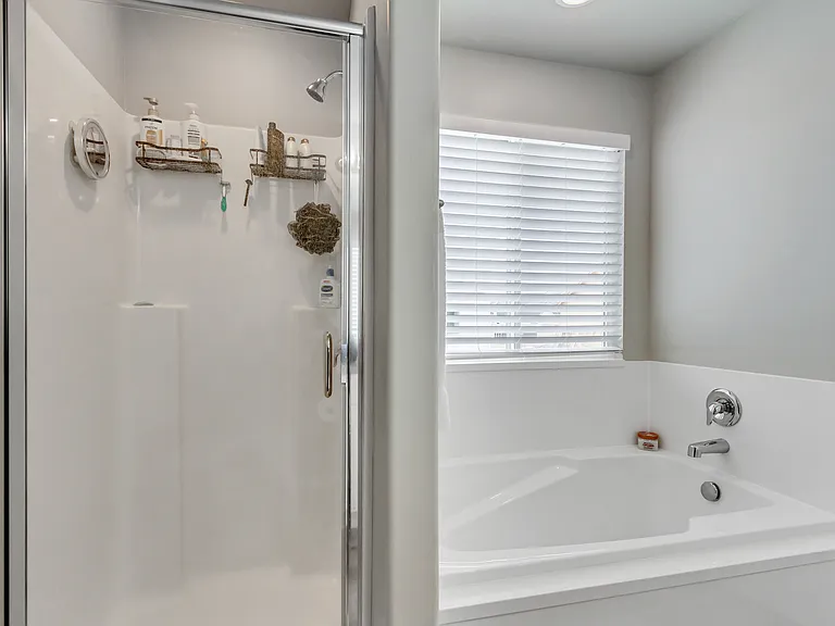 2299 E Woodbury Ln — Photo 12