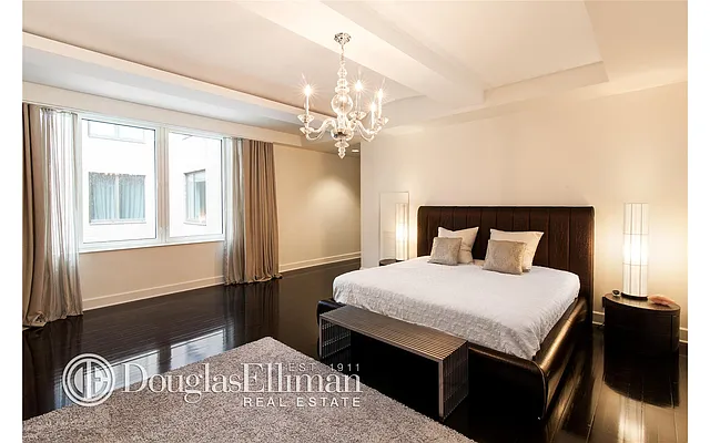 Sold by Douglas Elliman | media 20