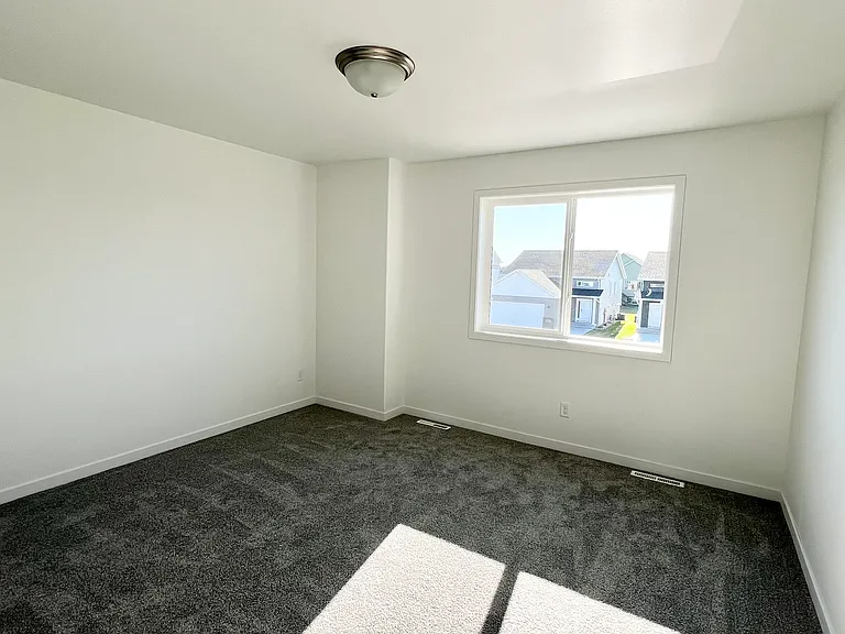 6886 Joseph St — Photo 18