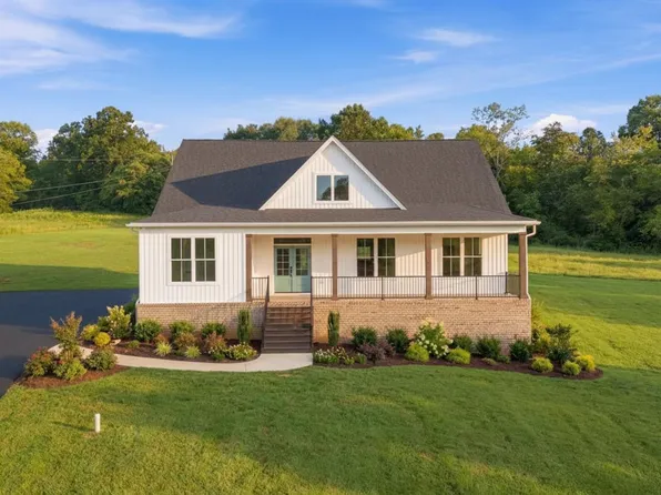 9009 Stonewall Rd, Appomattox, VA 24522
