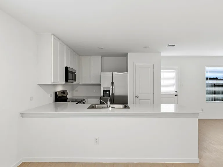 15227 Abella Dr — Photo 14