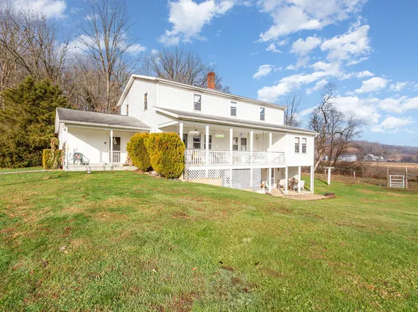 30870 Jug Run Rd, Frazeysburg, OH 43822