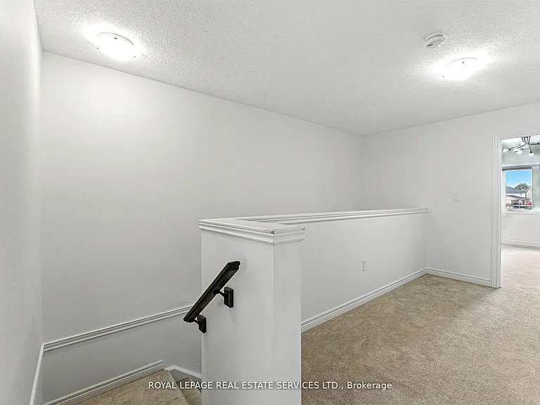 22 Marshall Dr #8 — Photo 19