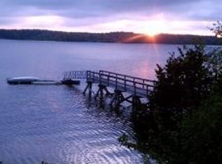 34 Welsh Cove Dr, Newington, NH 03801