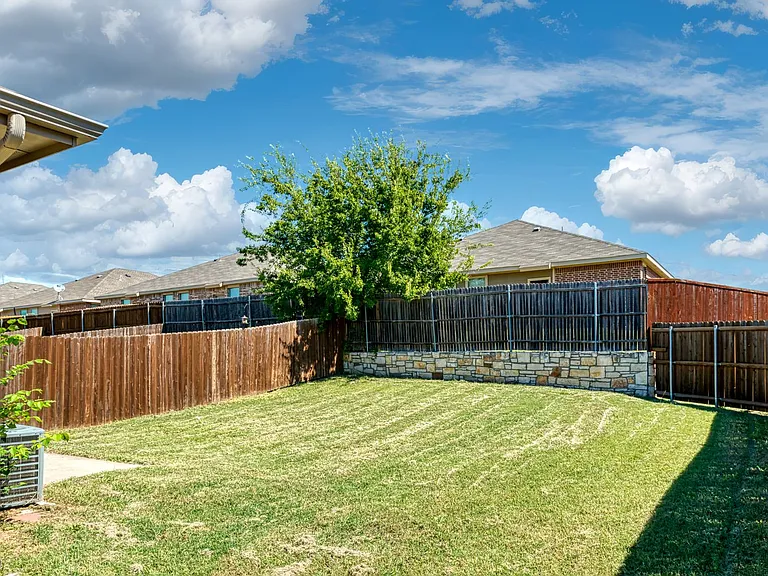 366 Schirra Ct — Photo 29