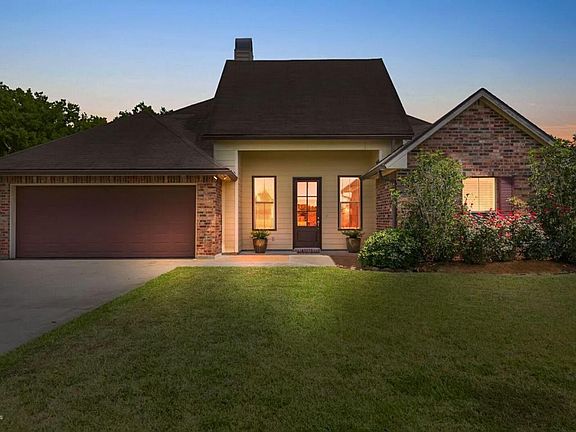 2nd image of 202 Barksdale Dr