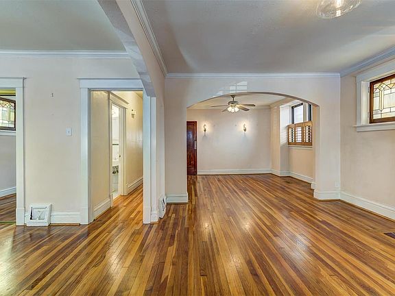 4th image of 5723 Holly Hills Ave