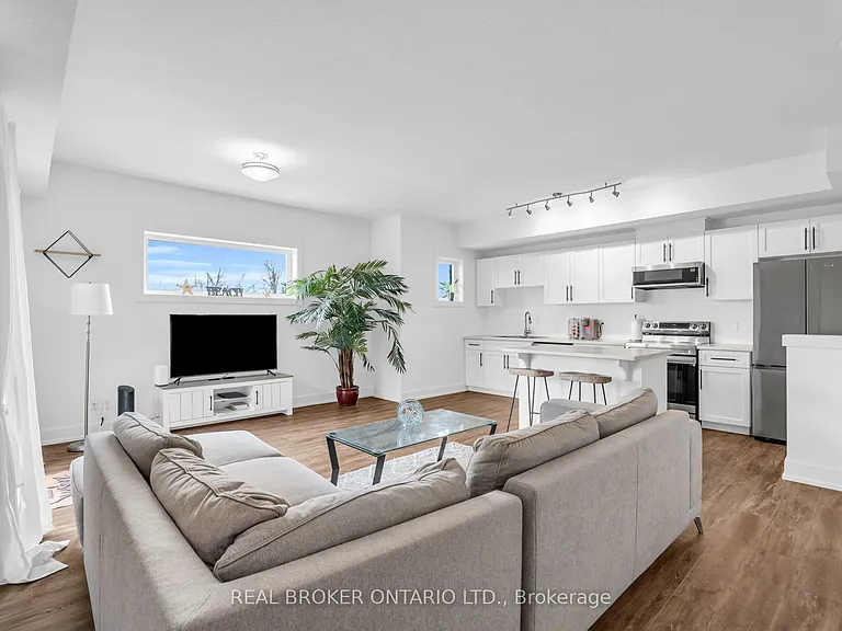 17 Centre St #311 — Photo 22