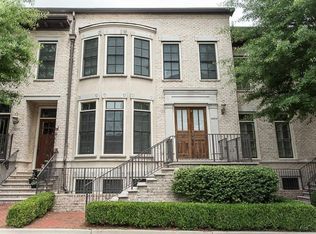 1059 E Paces Ln NE, Atlanta, GA 30326