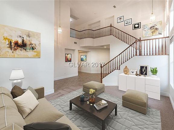 3rd image of 25 Chateau Whistler Ct