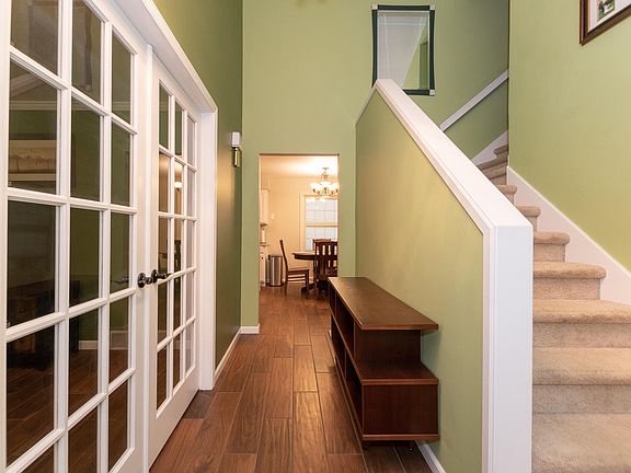 5th image of 2917 Applelane Ave