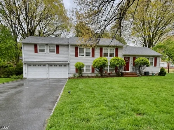 2 Knapp Ave, Florham Park Boro, NJ 07932