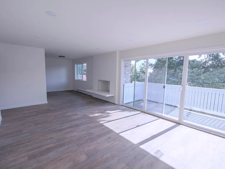9911 NE 119th Ct — Photo 15