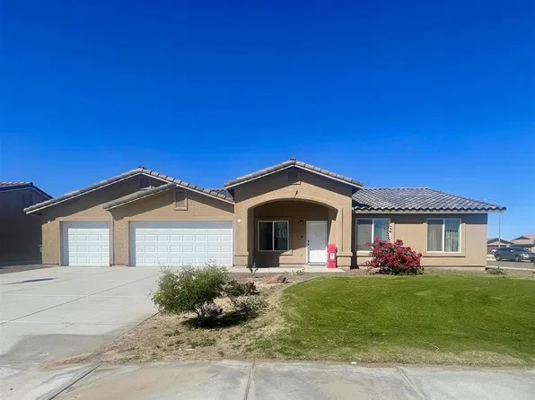 4305 S Buckthorn Dr, Yuma, AZ 85365