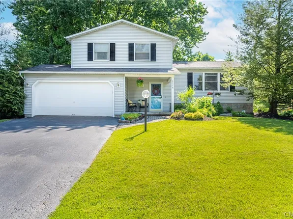 4326 Cinnamon Path, Liverpool, NY 13090