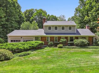 140 Middle River Rd, Danbury, CT 06811