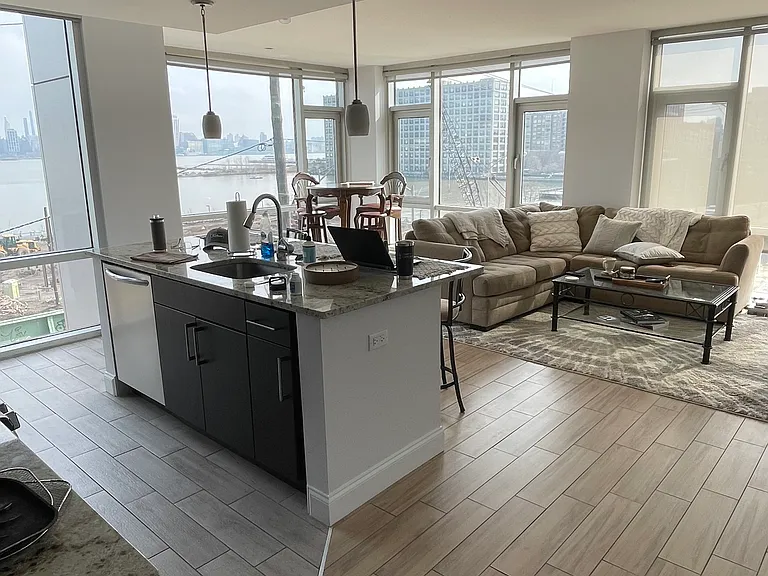 1701 Park Ave #506 — Photo 2