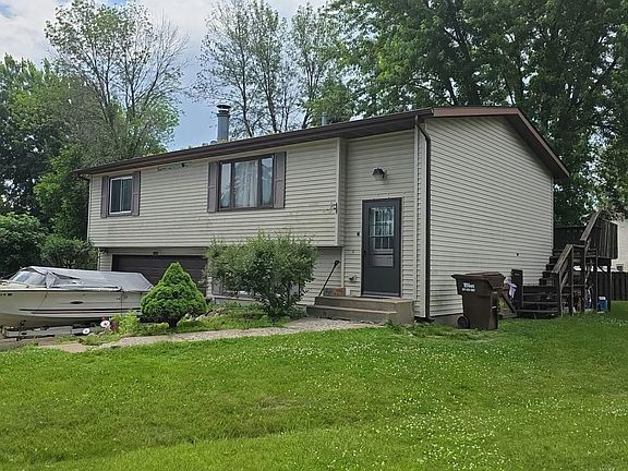 4th image of 1195 Villa Ct