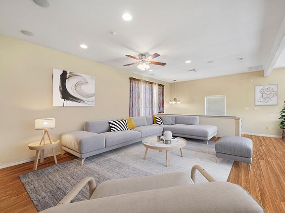 2nd image of 1500 College Ct
