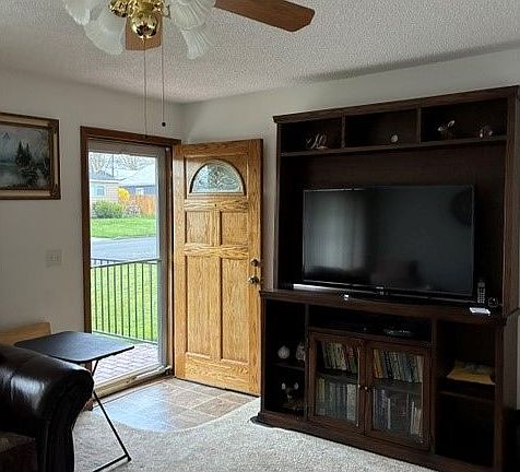 3rd image of 3041 SW Jay Ave